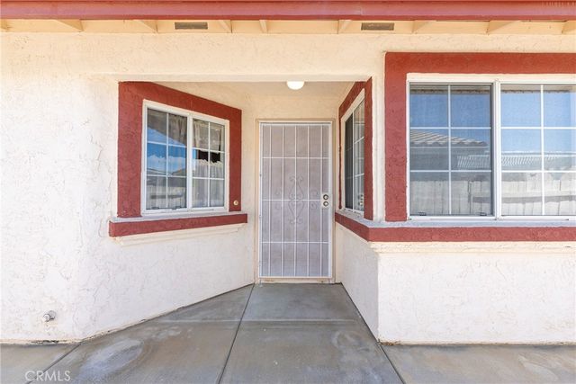 28285 Calle Lustrosos, Menifee, CA 92585