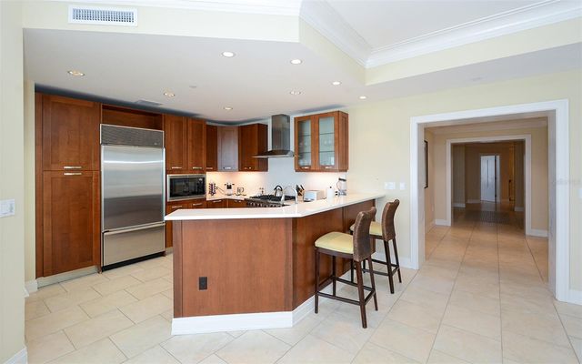 915 SEASIDE DRIVE 511, Weeks 2-3, Sarasota, FL 34242