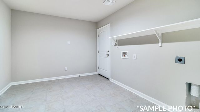 639 Griffiths Court, Breaux Bridge, LA 70517