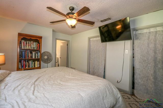 395 Delmora Drive, Longview, TX 75605