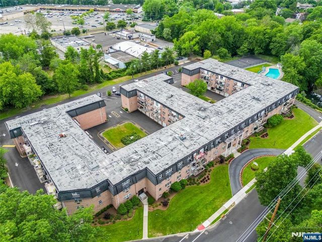 540 Fairview 102, Westwood, NJ 07675