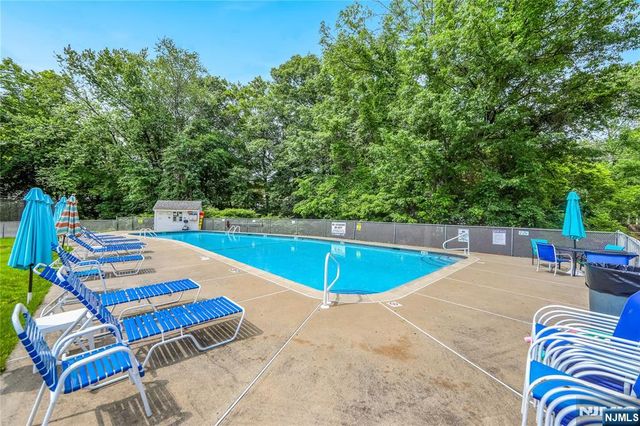 540 Fairview 102, Westwood, NJ 07675