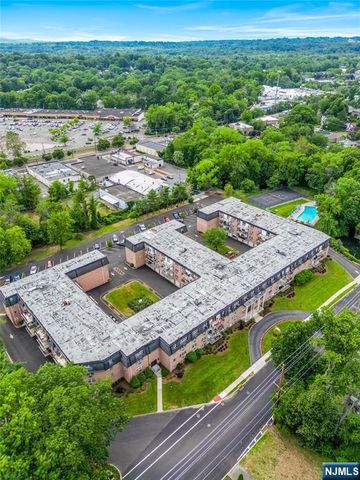 540 Fairview 102, Westwood, NJ 07675