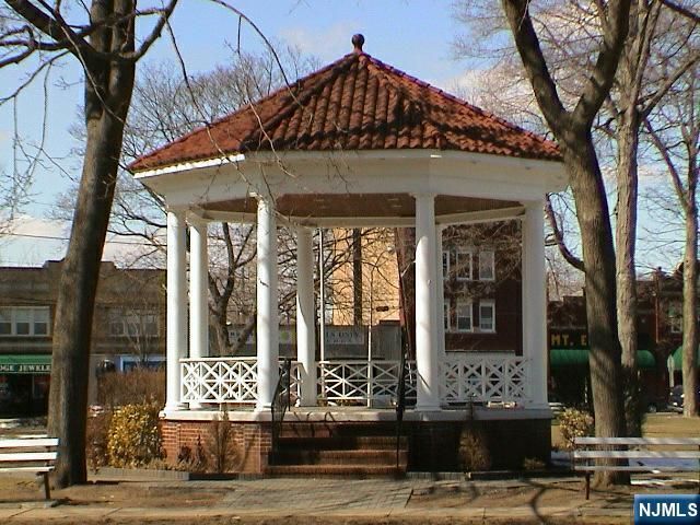 540 Fairview 102, Westwood, NJ 07675