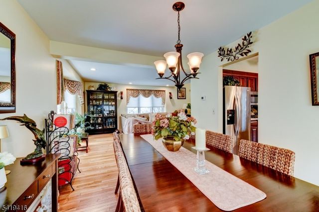 18 Dockery Dr, West Orange Twp., NJ 07052