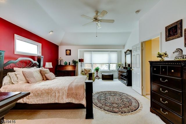 18 Dockery Dr, West Orange Twp., NJ 07052