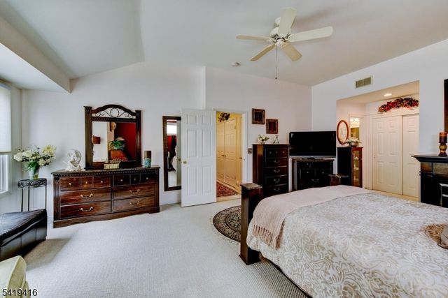 18 Dockery Dr, West Orange Twp., NJ 07052