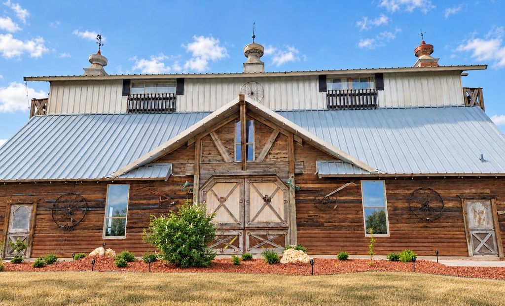 2770 County Road 1125b, Cleburne, TX 76033 — exterior