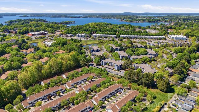 17361 Villanova Road, Huntersville, NC 28078