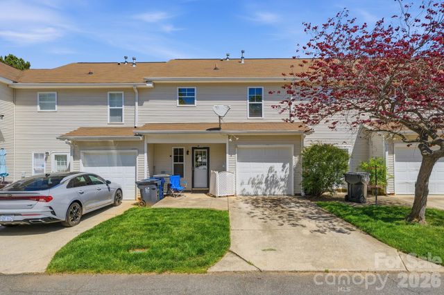 17361 Villanova Road, Huntersville, NC 28078