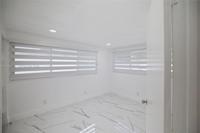 7051 SW 29th St, Miramar, FL 33023