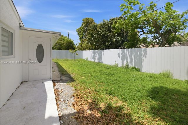 7051 SW 29th St, Miramar, FL 33023