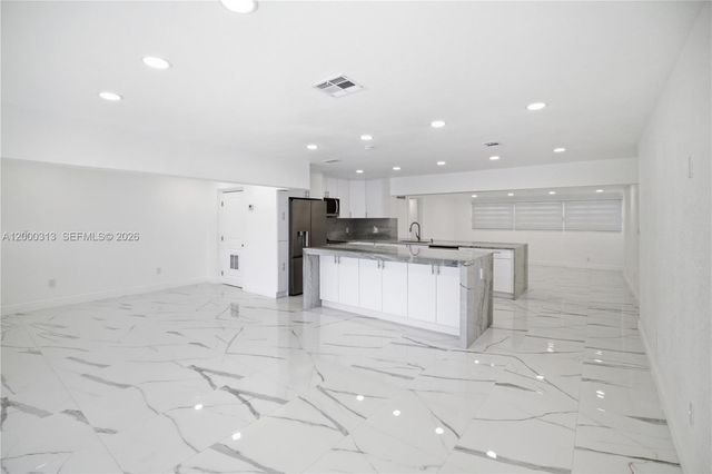 7051 SW 29th St, Miramar, FL 33023