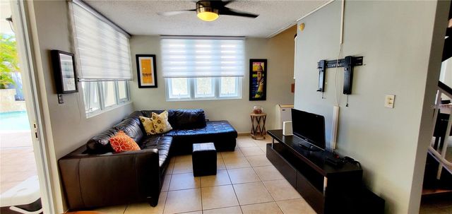 CALLE 9 ESTANCIAS DE SAN FERNANDO I 7, Carolina, PR 00983