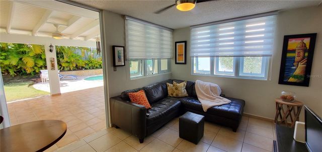 CALLE 9 ESTANCIAS DE SAN FERNANDO I 7, Carolina, PR 00983