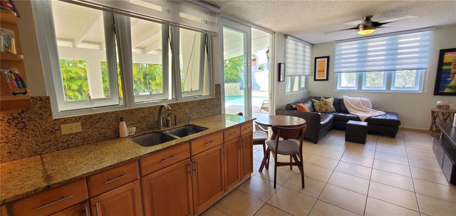 CALLE 9 ESTANCIAS DE SAN FERNANDO I 7, Carolina, PR 00983