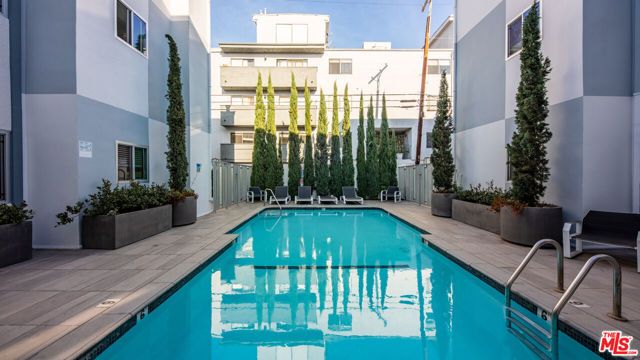 1818 Thayer Avenue 102, Los Angeles, CA 90025