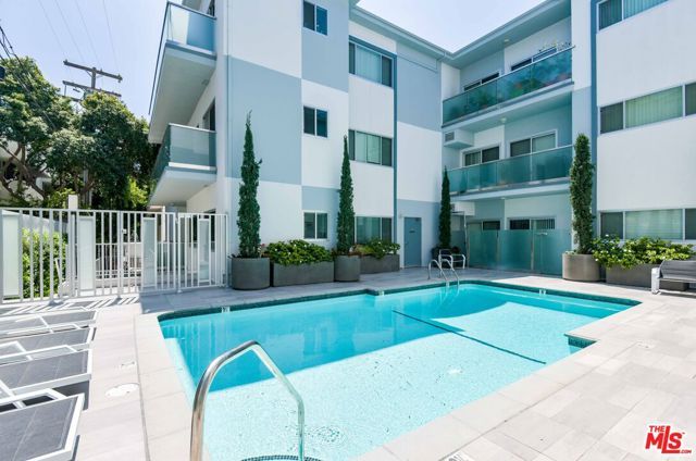 1818 Thayer Avenue 102, Los Angeles, CA 90025