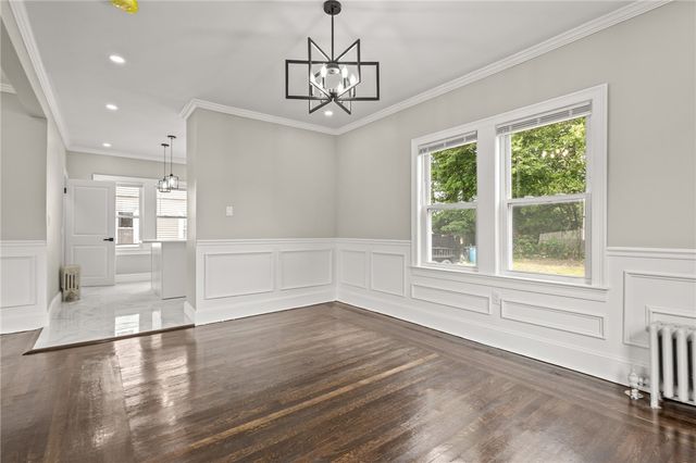 200 Narragansett Avenue, Providence, RI 02907