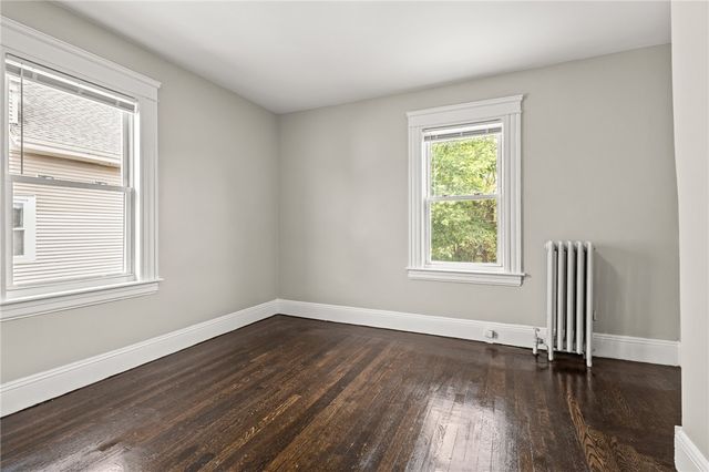 200 Narragansett Avenue, Providence, RI 02907