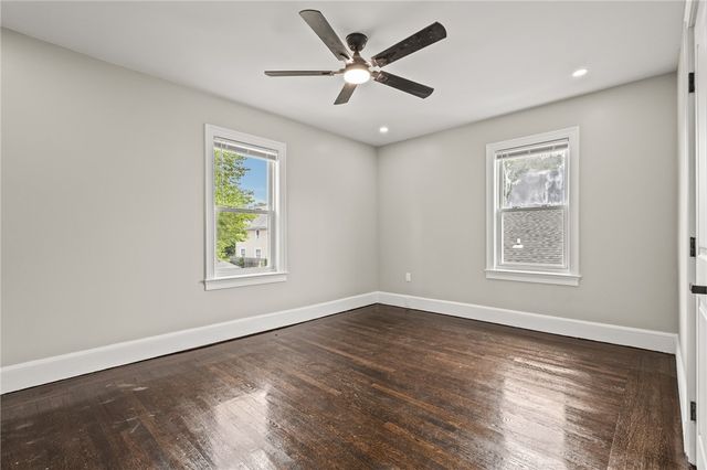200 Narragansett Avenue, Providence, RI 02907