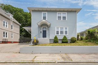 200 Narragansett Avenue, Providence, RI 02907