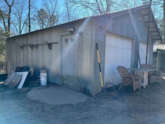 50 Cochise, Greers Ferry, AR 72067