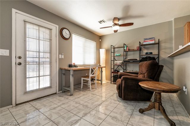 1956 Vista Malaga Street 103, Las Vegas, NV 89106