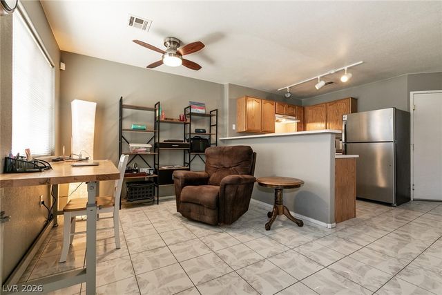 1956 Vista Malaga Street 103, Las Vegas, NV 89106