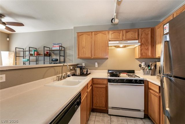 1956 Vista Malaga Street 103, Las Vegas, NV 89106