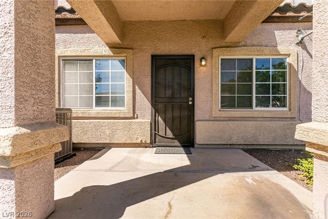 1956 Vista Malaga Street 103, Las Vegas, NV 89106