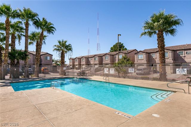 1956 Vista Malaga Street 103, Las Vegas, NV 89106