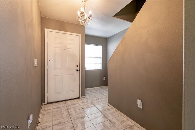 1956 Vista Malaga Street 103, Las Vegas, NV 89106