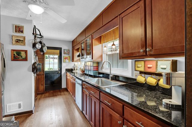 2987 Overwood Lane, Snellville, GA 30078
