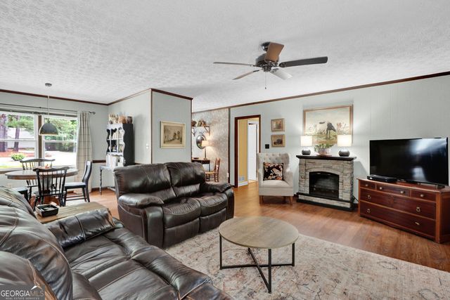 2987 Overwood Lane, Snellville, GA 30078
