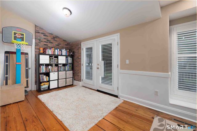 140 Round Hill Road, North Haven, CT 06473