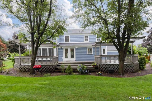 140 Round Hill Road, North Haven, CT 06473