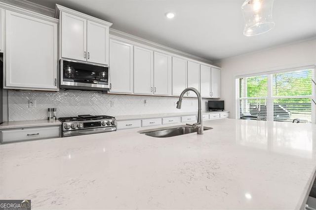 204 Mountain Ashe Lane, Dallas, GA 30132