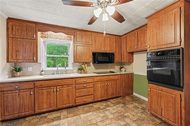 204 Broad Street, Reidsville, NC 27320