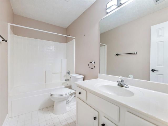 1256 Oakmont Ridge Drive, Lawrenceville, GA 30043