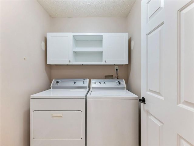 1256 Oakmont Ridge Drive, Lawrenceville, GA 30043