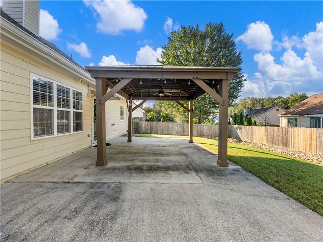 1256 Oakmont Ridge Drive, Lawrenceville, GA 30043