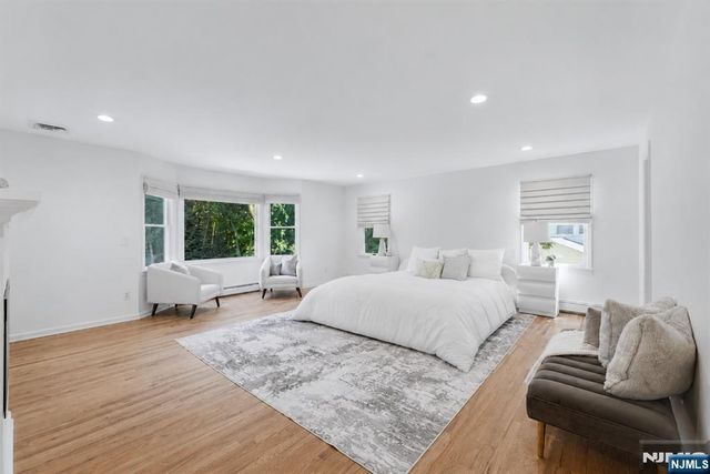 97 Lawrence Parkway, Tenafly, NJ 07670