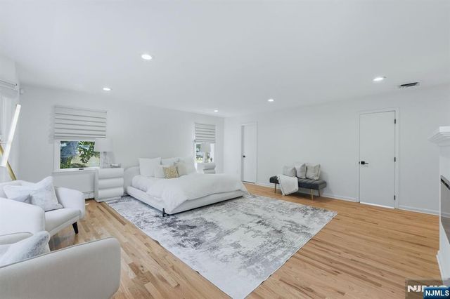 97 Lawrence Parkway, Tenafly, NJ 07670
