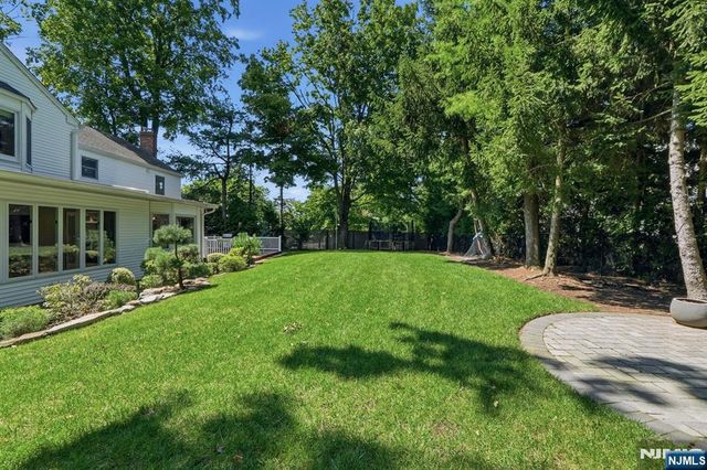 97 Lawrence Parkway, Tenafly, NJ 07670