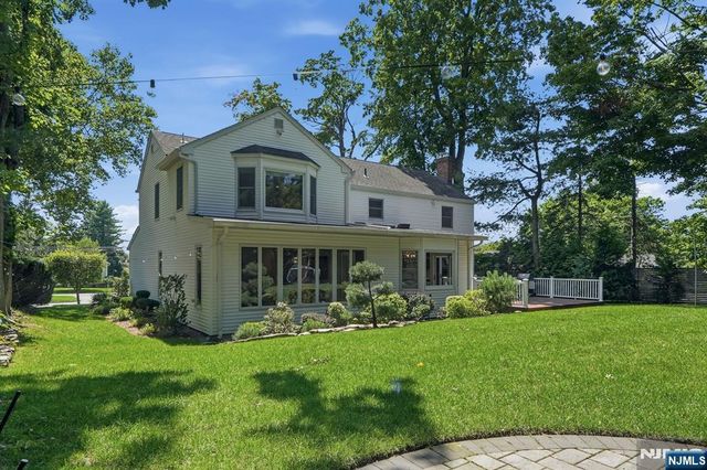 97 Lawrence Parkway, Tenafly, NJ 07670