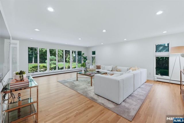 97 Lawrence Parkway, Tenafly, NJ 07670