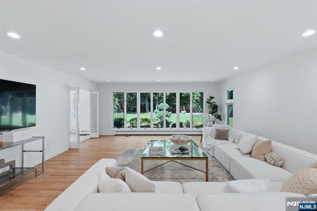 97 Lawrence Parkway, Tenafly, NJ 07670