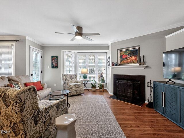 1061 Wirewood Drive 204, Raleigh, NC 27605