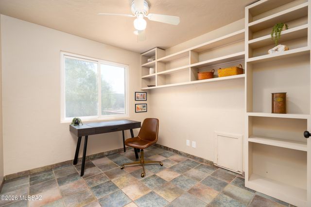 2633 E Manchester Street, Tucson, AZ 85716